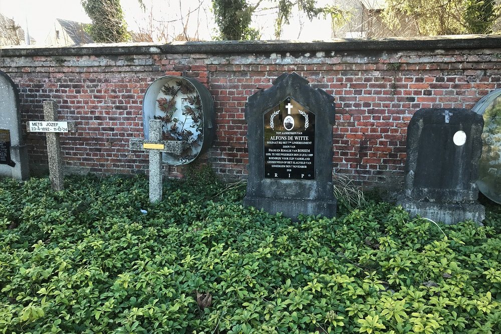 Belgische Oorlogsgraven Nieuwkerken-Waas #1