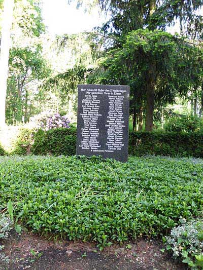 Mass Grave German Soldiers & Civilians Perleberg #2