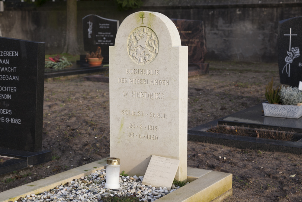 Dutch War Grave Roman Catholic Cemetery Ottersum