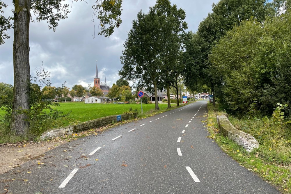 Herdenkingssteen Brug Westerhoven