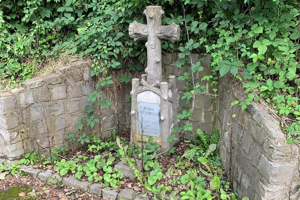 Memorial Cross Mathieu Steenebrugen