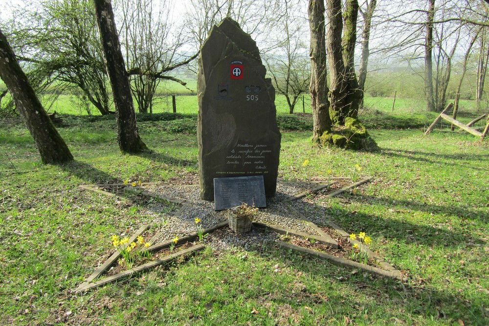 Monument 505th Parachute Infantry Regiment #1