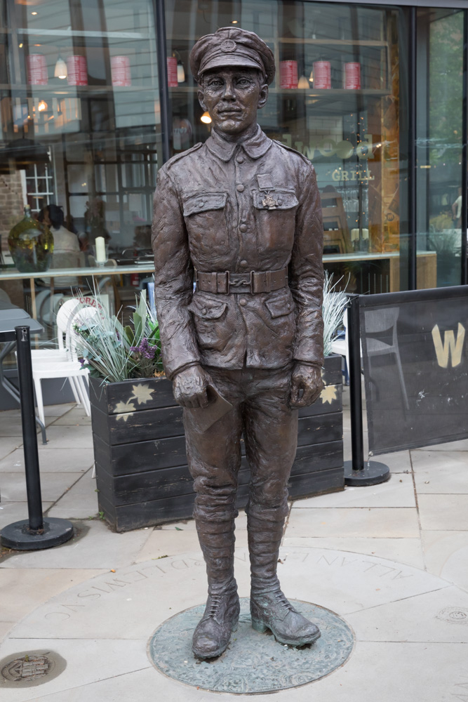 Monument Lance Corporal Allan Leonard Lewis VC #5