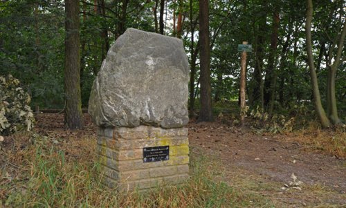 Memorial Hiding Camp Bovensbos #1