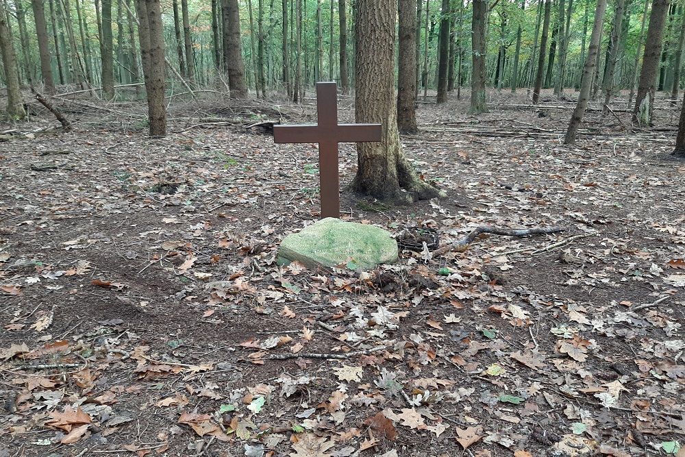 Monument Ernst van Kempen #2