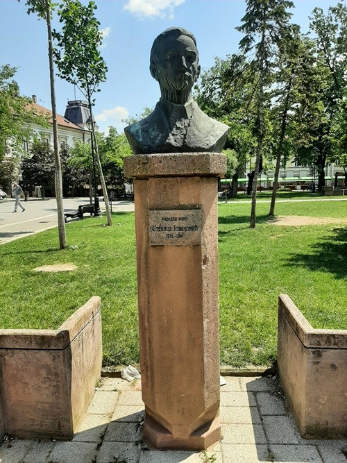 Bust Olga Petrov, Marko Kulić and Stevan Jovanović #5