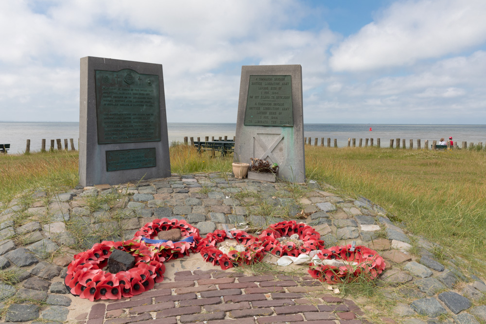 Landing Memorial Erika Westkapelle