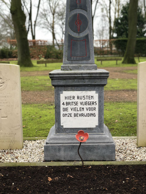 Commonwealth War Graves Wapenveld #2