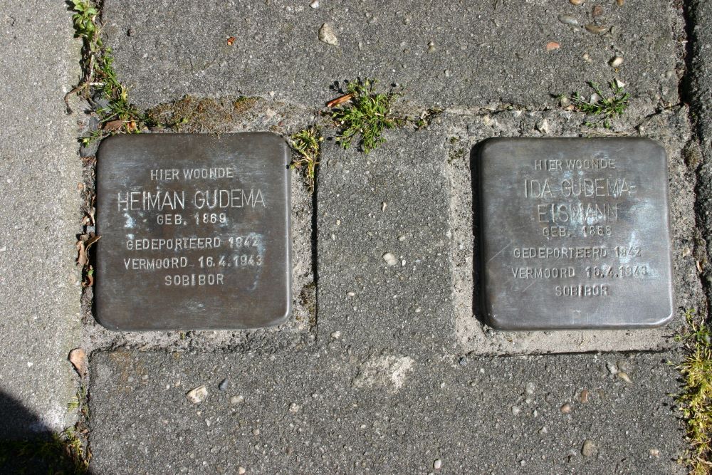 Stolpersteine Schoolstraat 14a