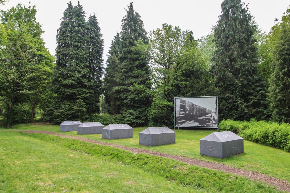 Monument Tekens in Westerbork Kamp Westerbork #1