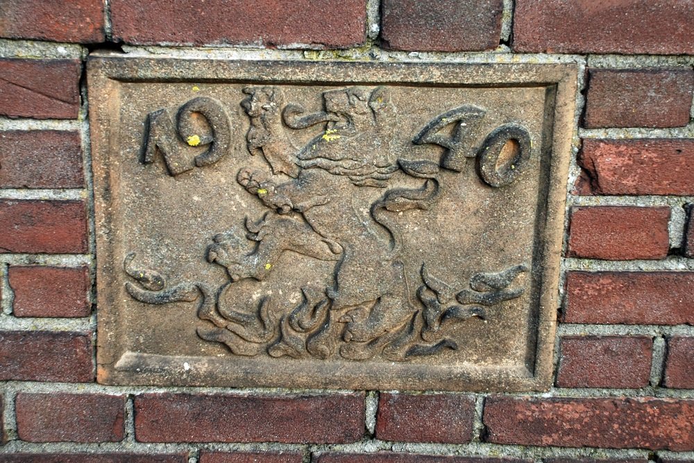 Memorial Stone De Rijzende Leeuw