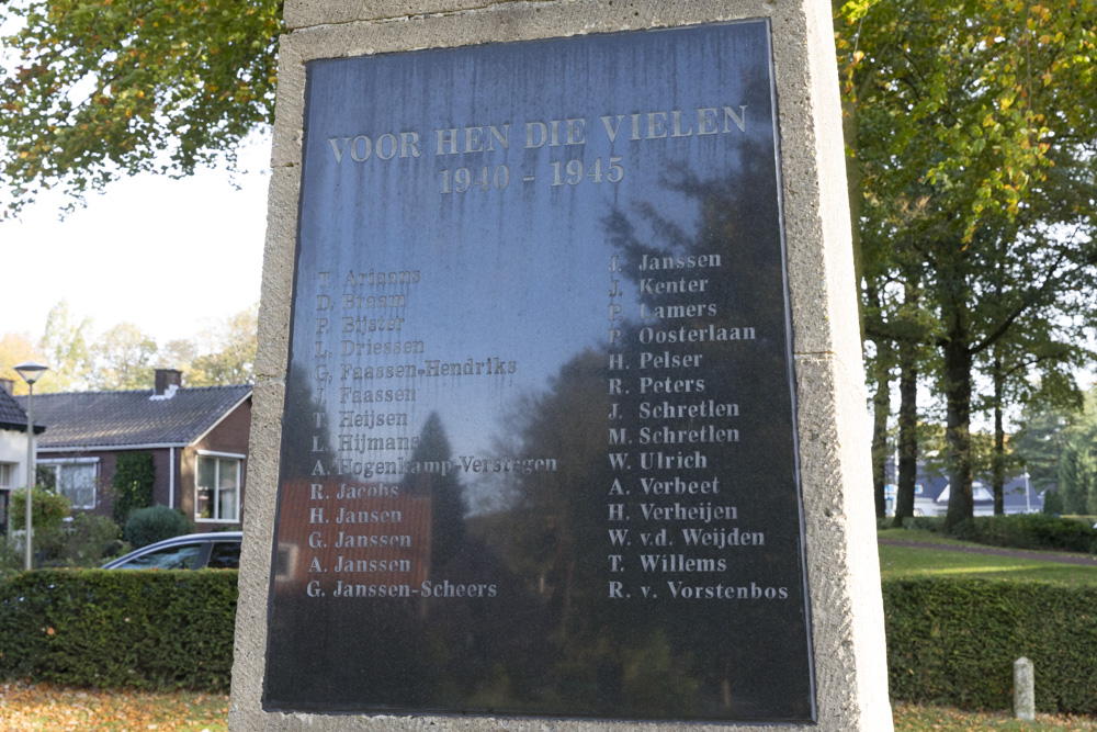 War Memorial Berg en Dal #2