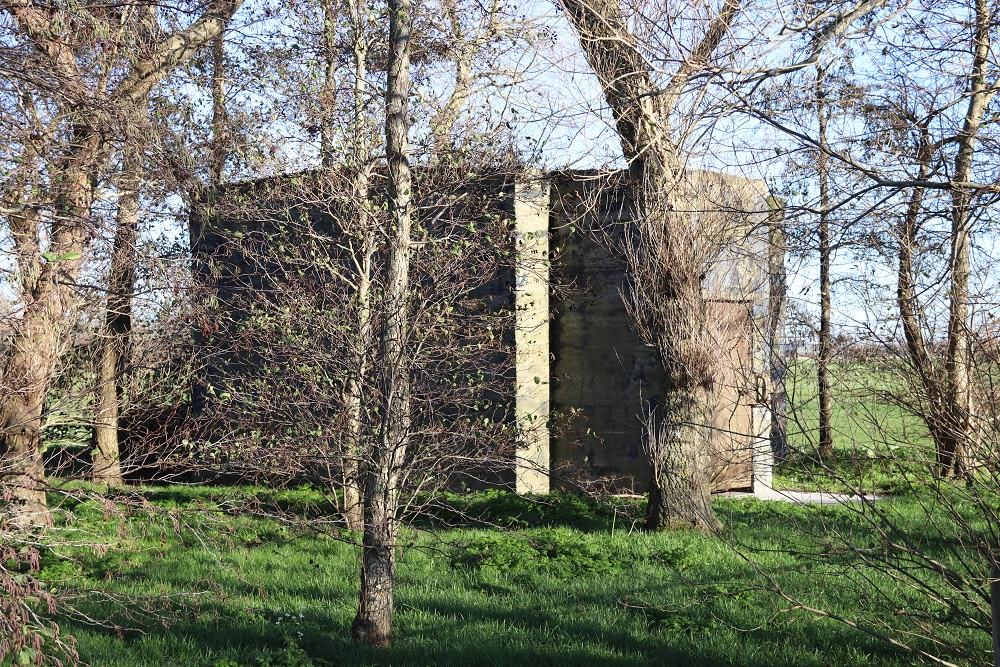 Flugfeld Bergen - Vf Telefoon Bunker #3