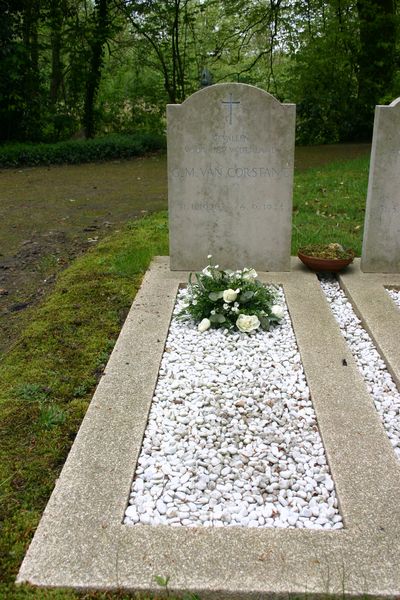 Dutch War Graves R.C. Cemetery #4