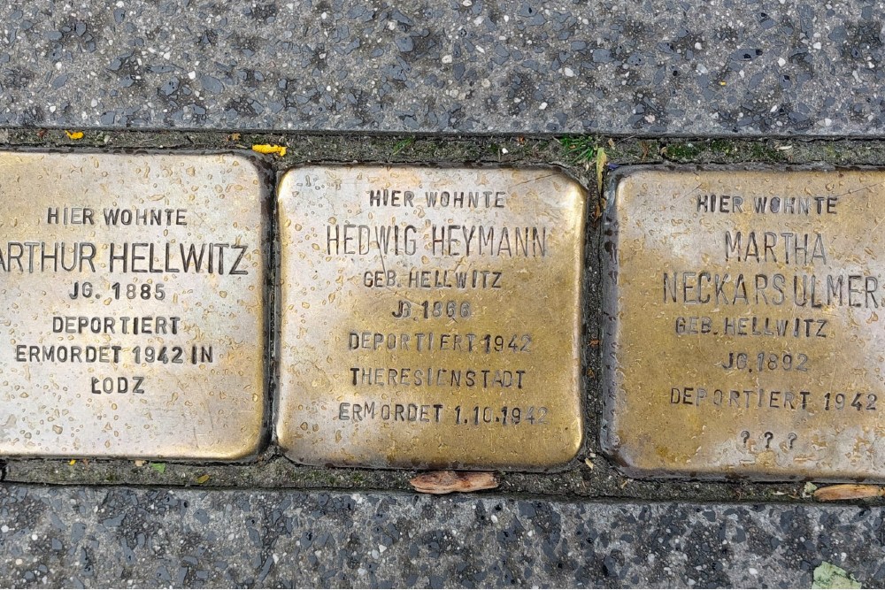 Stolpersteine Engerserstraße