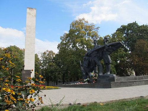 Oorlogsmonument Sumy #2