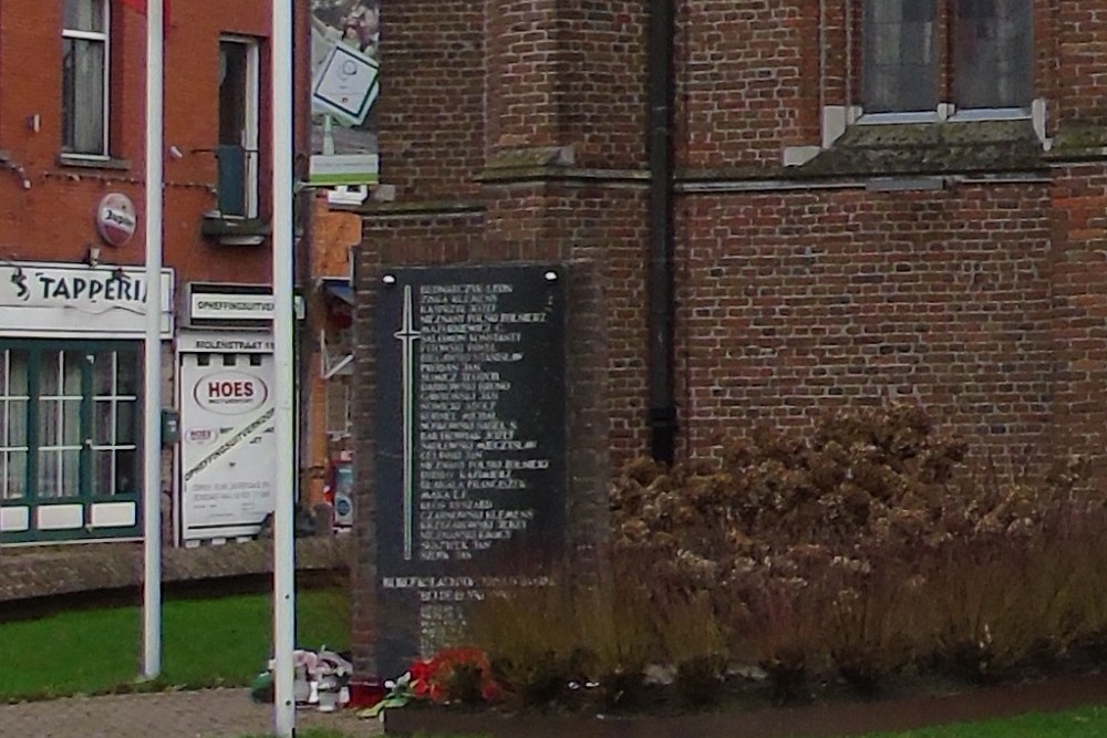 War Memorial Baarle-Hertog #4