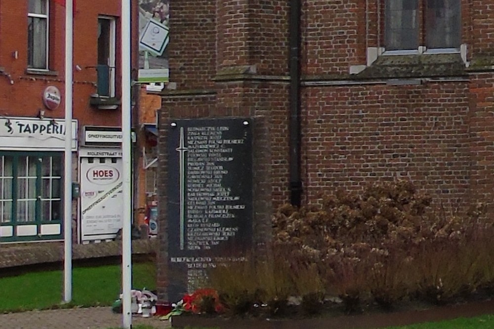 Oorlogsmonument Baarle-Hertog #4