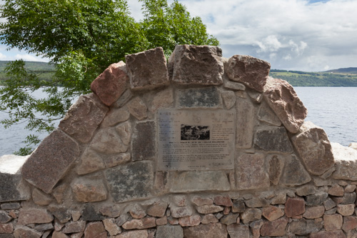 Memorials Wellington R-2980 #4