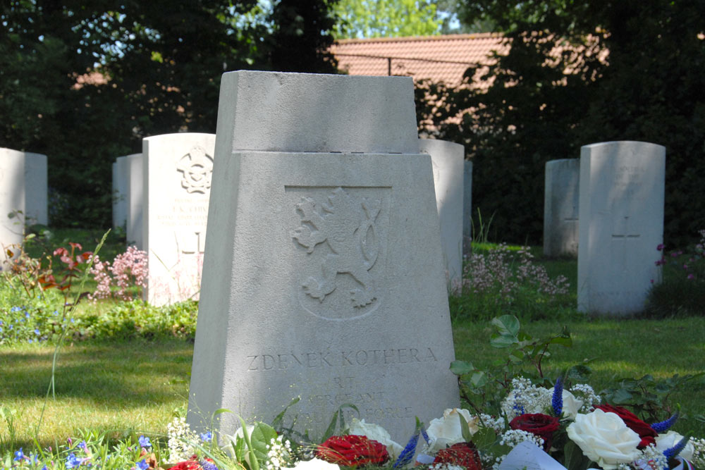 Tsjechoslowaakse Oorlogsgraven Texel #4