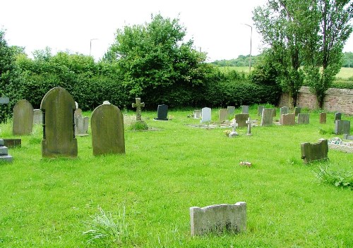 Commonwealth War Grave St John the Baptist Churchyard #1