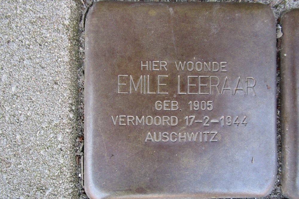 Stolpersteine Jekerstraat 9 #2