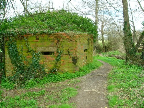 Pillbox FW3/24 Barcombe Cross