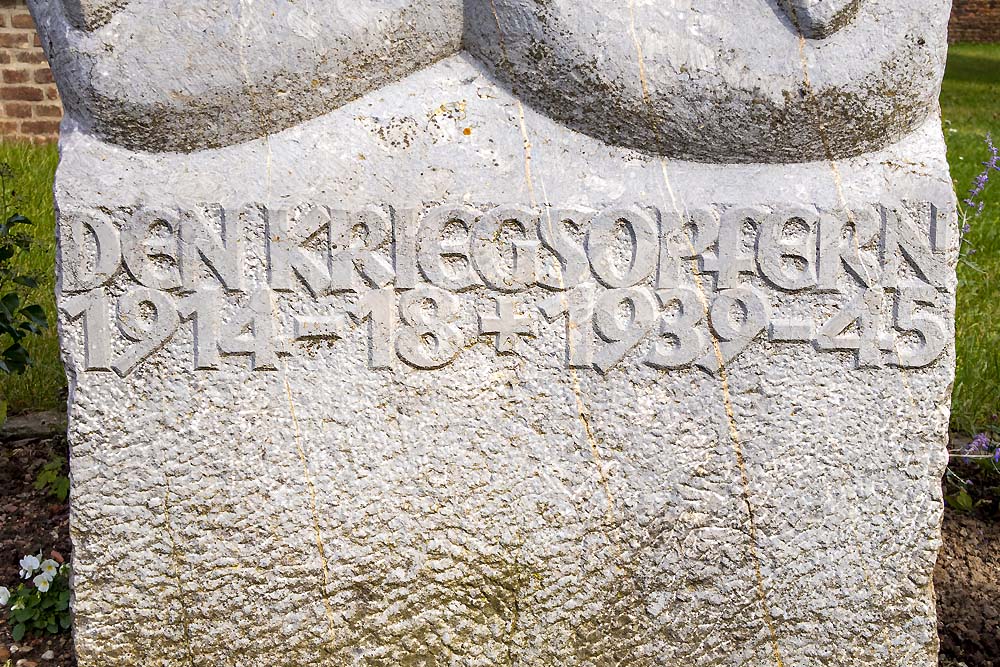 Duitse Oorlogsgraven en Monument Rurdorf #5