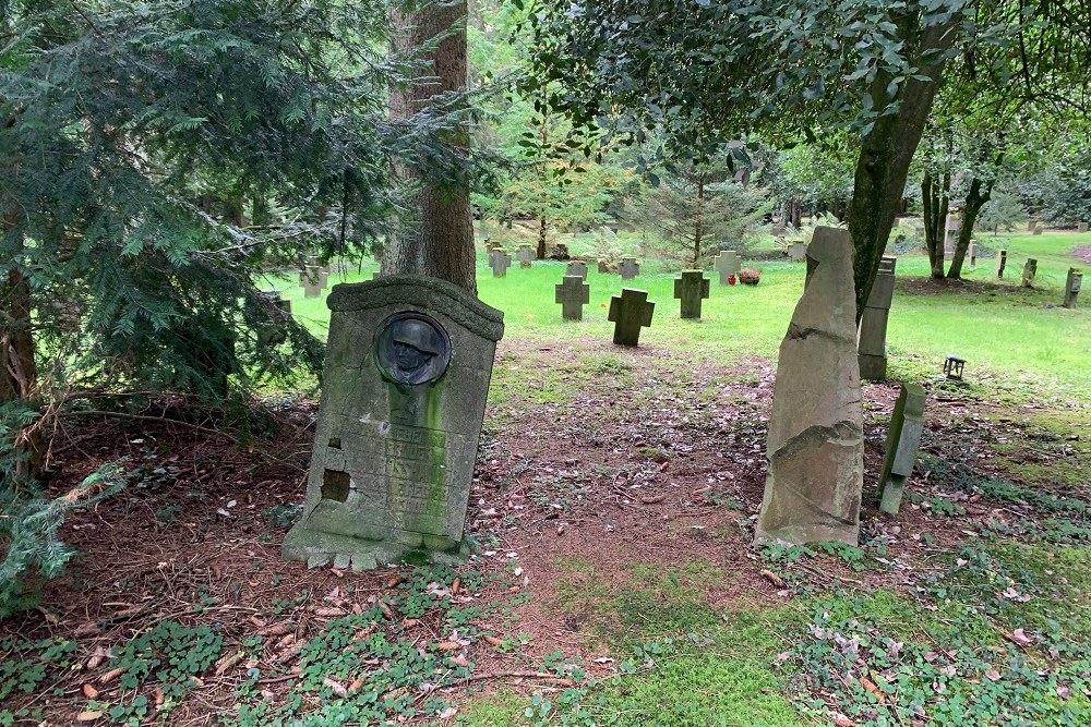 Duitse Oorlogsgraven Waldfriedhof #2