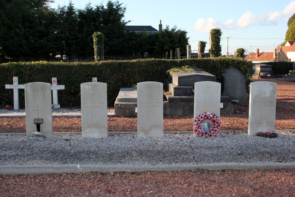 Oorlogsgraven van het Gemenebest Mont-Saint-loi #2