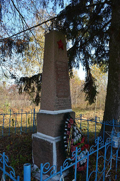 Mass Grave Soviet Soldiers 1943 #1