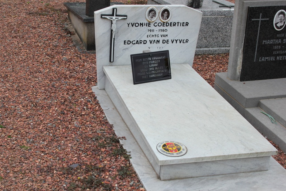 Belgian Graves Veterans Gijzenzele #3