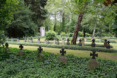 Duitse Oorlogsgraven Hauptfriedhof Braunschweig #1