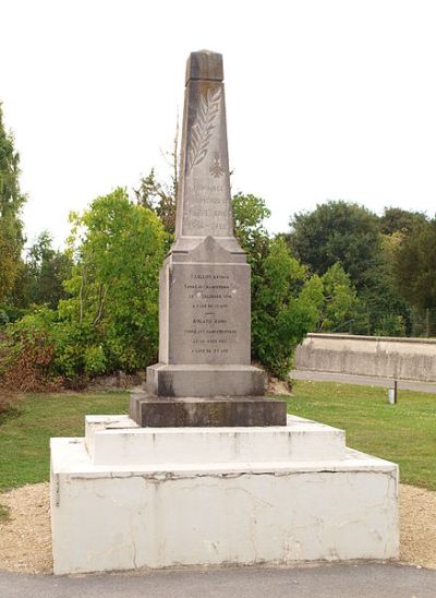 Oorlogsmonument Saint-Pierre-à-Arnes