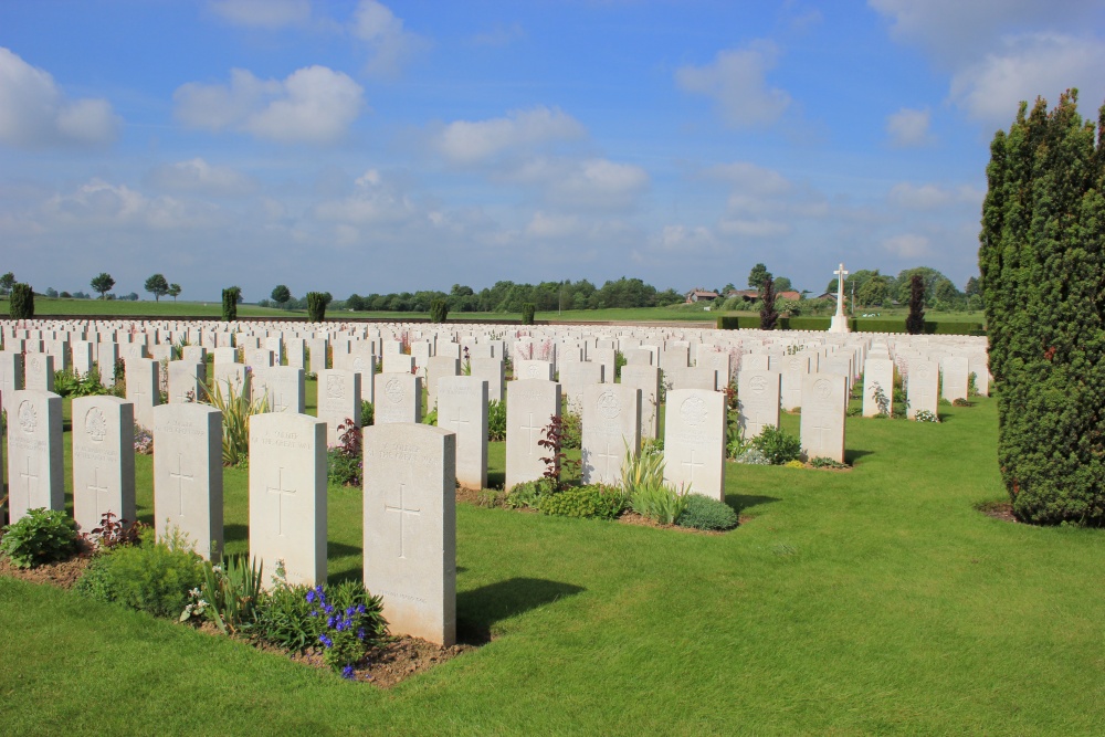 Commonwealth War Cemetery Bancourt #5