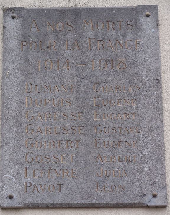 Monument Eerste Wereldoorlog Gemeentehuis Fontaine-Uterte