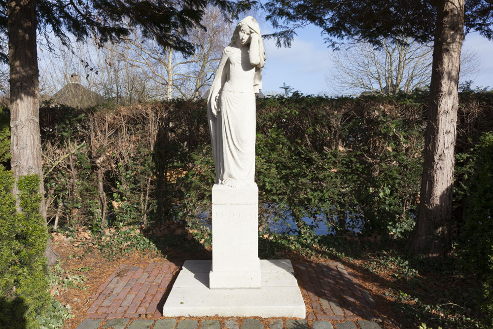 War Memorial Bennebroek