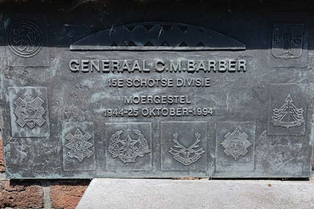 Monument Gen.-Maj. Colin M. Barber Moergestel #1
