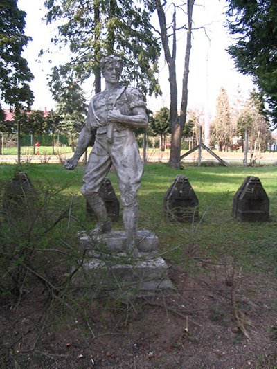 Oorlogsbegraafplaats Szombathely #2
