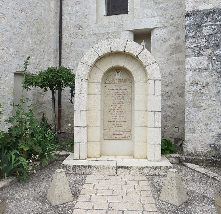 Oorlogsmonument Saint-Dauns #1