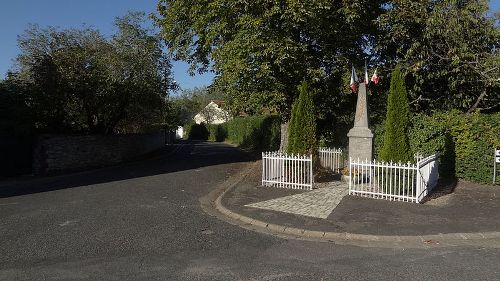 Oorlogsmonument Vievy-le-Rayé #1
