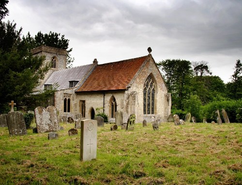 Commonwealth War Graves Holy Trinity Churchyard #1