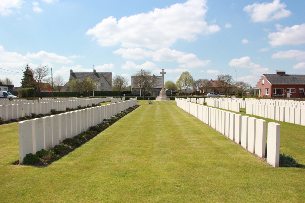 Commonwealth War Cemetery Duhallow A.D.S. #3