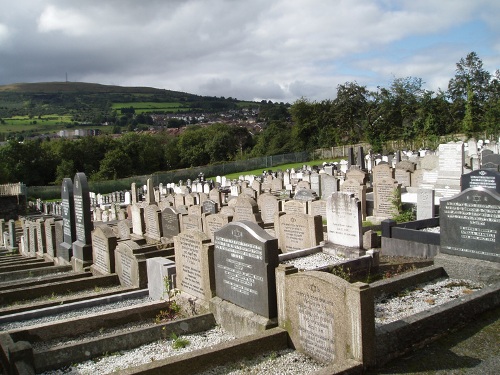 Pools Oorlogsgraf Carnmoney Jewish Cemetery