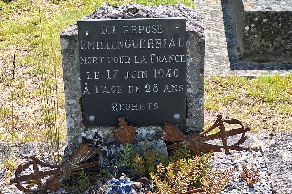 French War Graves Baugé en Anjou #1