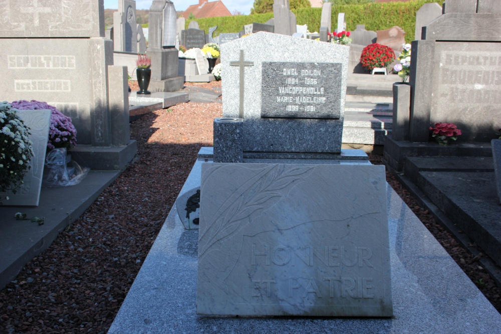 Belgian Graves Veterans Amougies #1