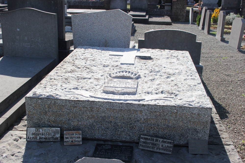 Belgian Graves Veterans Oisquercq #4