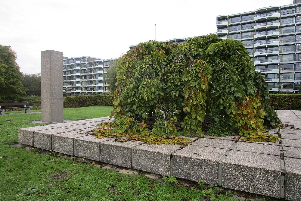 Resistance Memorial 
