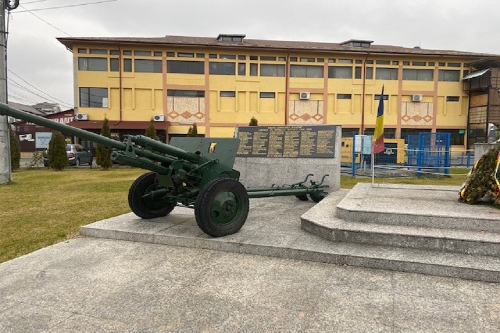 Monument voor de Gevallenen van de Eerste en de Tweede Wereldoorlog #2