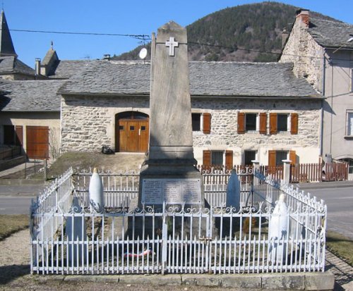 Oorlogsmonument Saint-Hostien